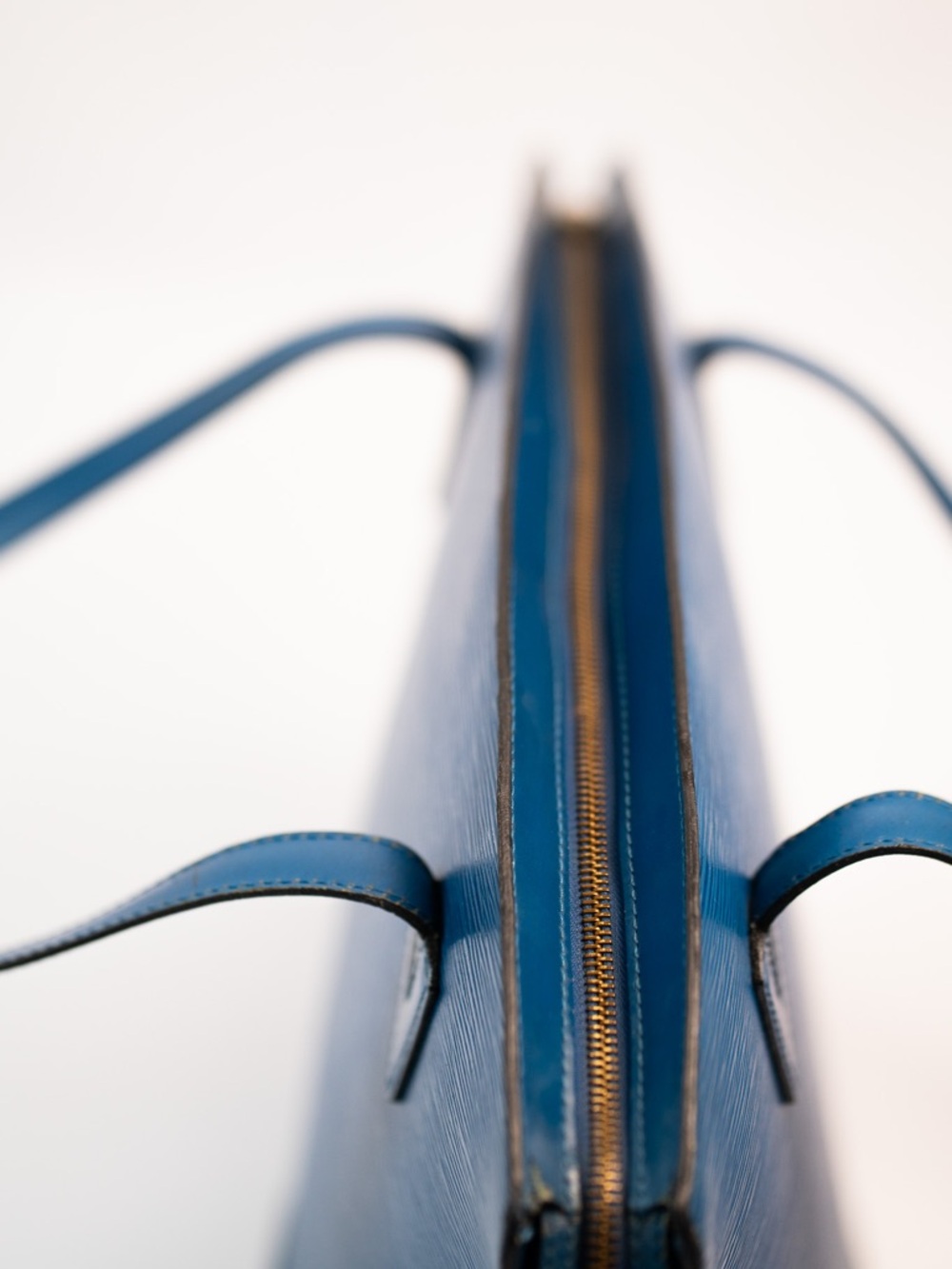 Louis Vuitton Blue Epi Leather Tote Bag - Picture 9 of 9